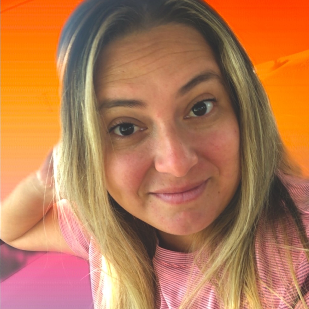 Meet your Posher, Nicole